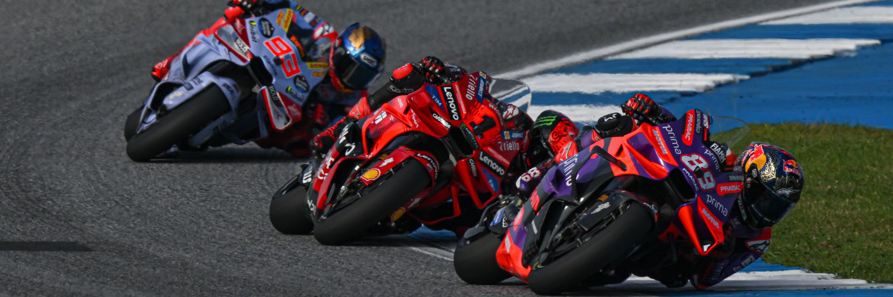 Martin, Bagnaia and Marquez battle for the win in Thailand