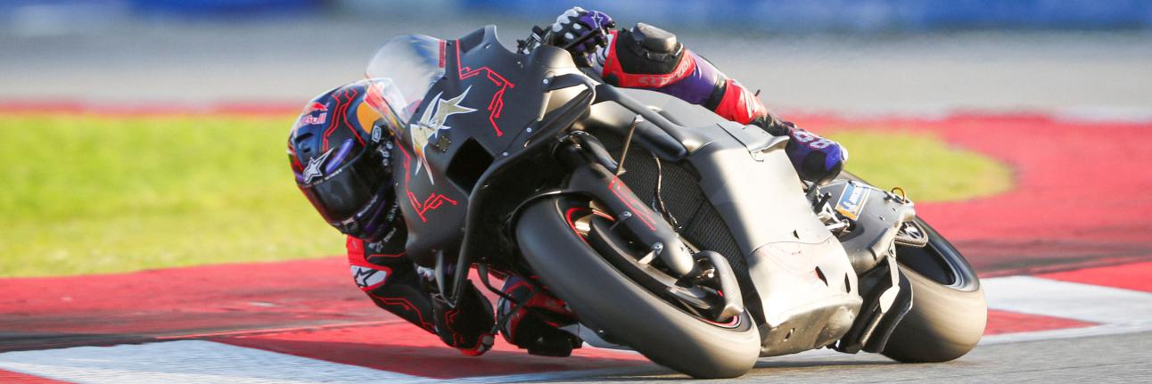 Jorge Martin and Aprilia at testing ahead of their 2025 MotoGP bike reveal