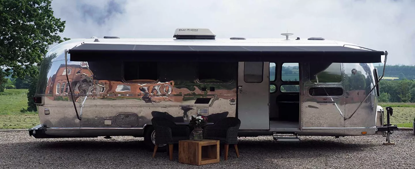 deluxe airstream